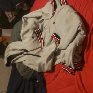 Academics Sweatsuit. The jacket is a 4X Pant is a 5X with drawstring. Worn 1Time